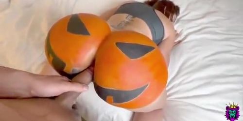 halloween pumpkin carving anyone?