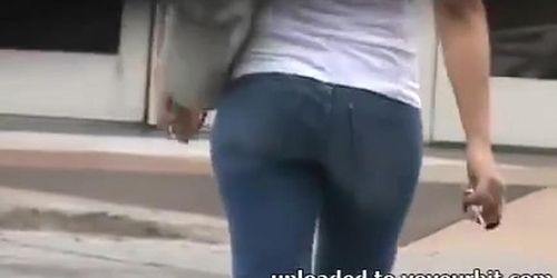 Nice Asses in tight Jeans