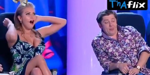 Kommersant Ural porn video – Anna Matveeva Breasts Scene  in The Ural Dumplings