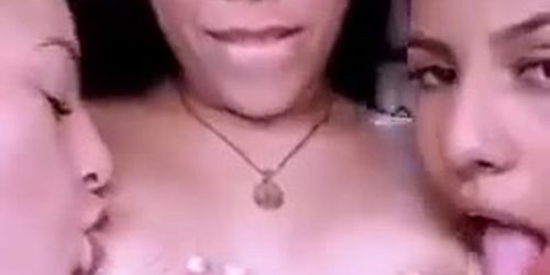 Milking 2 girls webcam