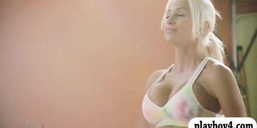 Huge boobs babes yoga session with blonde trainer while nude