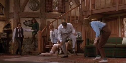 Nicollette Sheridan 34C-24-35 - Noises Off