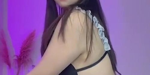 Sexy Chinese Teen Striptease