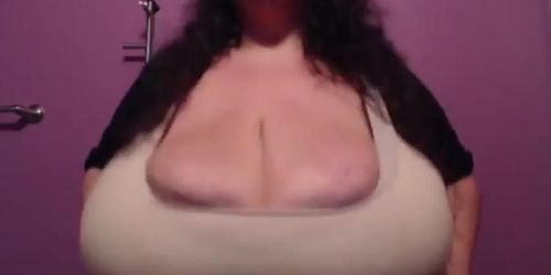 Huge Bouncing Boobs Tease