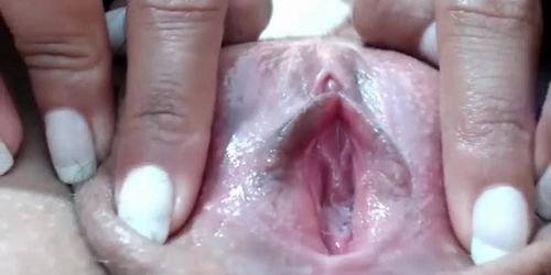 close up cam wet teen pussy lick it