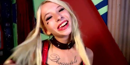 Harley Quinn hypnotize