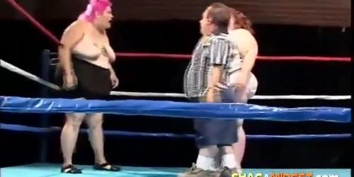 Fat Chicks Are Wrestling in the Ring
