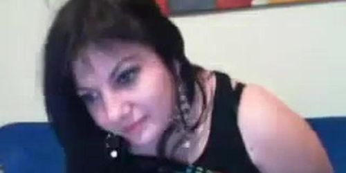 Chubby Slut Shows Off Her Boobs