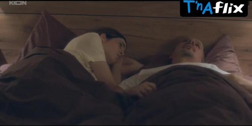 Umeret porn video – Yuliya Snigir Sexy Scene  in Kesha Dolzhen Umeret