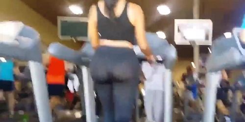 Big Booty See Thru on Treadmill BIG ASS