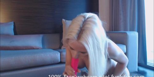 Blonde webcam sexy hot girl - big squirt on sofa