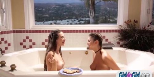 Bffs August Ames and Cassidy Klein licking pussy in bathtub (Bridget Bond)
