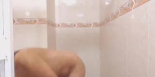Hot teen webcam girl in shower so hot (porn hot teen)