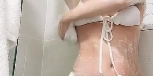 Indiefoxx Nude Shower Video Leak