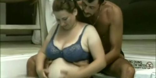 Pregnant amateur slut gives blowjob and titjob
