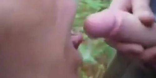 He loves cum - outside (amateur )