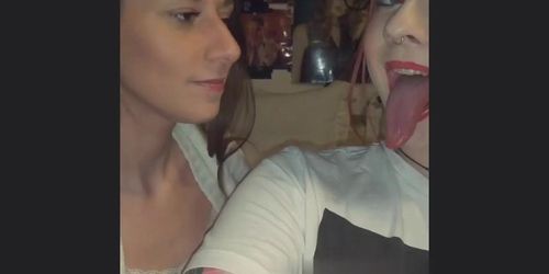 Lesbian Tongue Fetish Kiss Tease (Extended Loop)