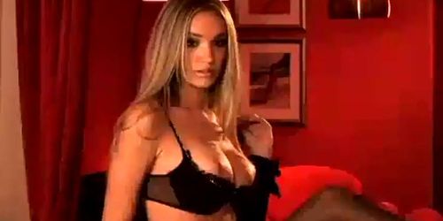 Lea Logan - Playboy Sexiest Bartender 2005 - 2