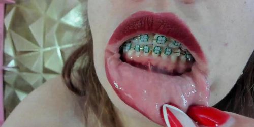 mouth tongue teeth camgirl auro_smith chaturbate.com