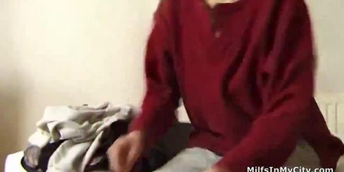 18 year old redhead needs pocket money