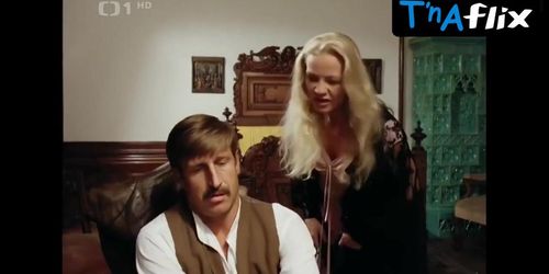 Susanne Bentzien Butt,  Breasts Scene  in Dobrodruzstvi Kriminalistiky