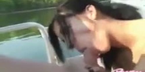 really hot girlfriend surprises lucky horny boyfriend with a steamy bj on his birthday during a ride on their boat & films i