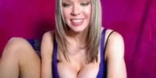 Hot Cam Girl Teasing Her Big Boobs