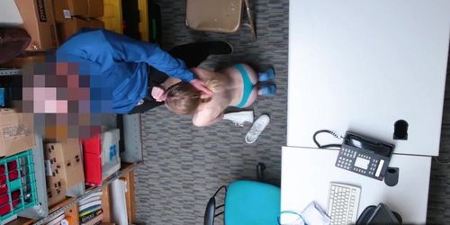 Catarina Petrovs got her pussy stuffed with a big rod