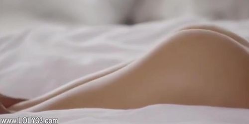 enchanting FFM threesome full of babes