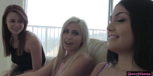 Amateur teen tastes box
