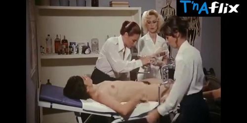 Marcia Fraga Lesbian,  Butt Scene  in Reformatorio Das Depravadas
