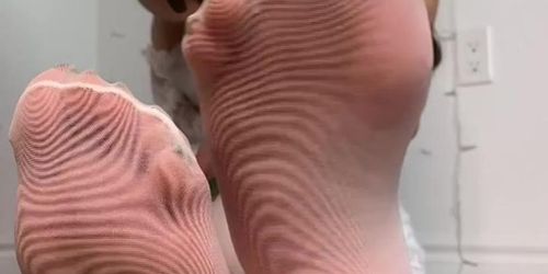 Hot Nylon to Baresoles Joi