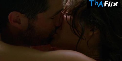 Evangeline Lilly Sexy Scene  in Lost