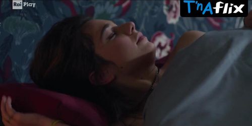 Cadiamo porn video – Margherita Morchio Sexy Scene  in Eppure Cadiamo Felici