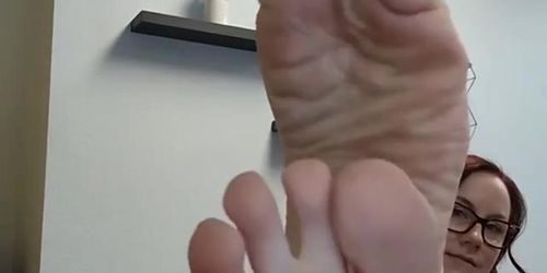 Piper teases meaty soles office desk