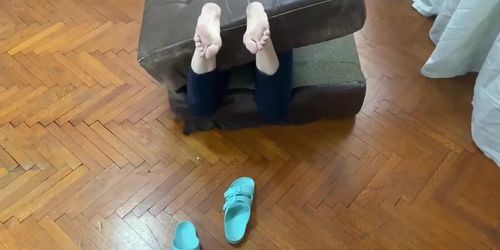TICKLING BIG FEET STUCK UNDER THE MATTRESS