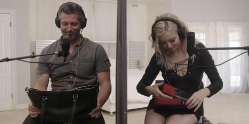 Lexi, Mike Suck Cool Touching Stepson 01