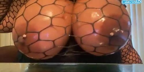 hottest tities 2