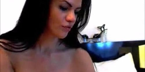 Bigboob girl public masturbatino show in webcam room