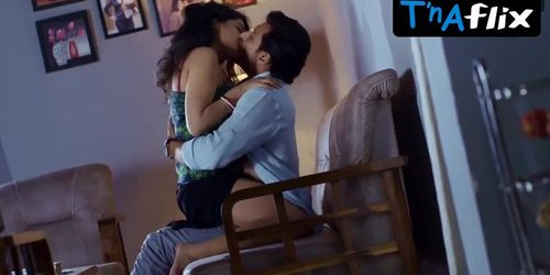 Shiny Dixit Sexy Scene  in Tadap