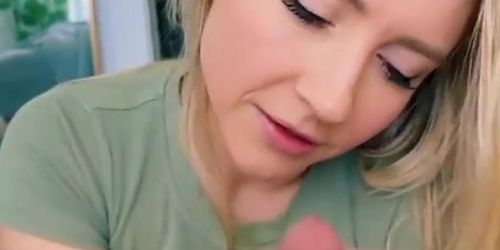 Blondeadobo mirror blowjob