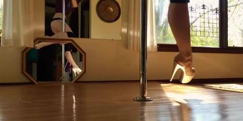 dance sexi pole dance