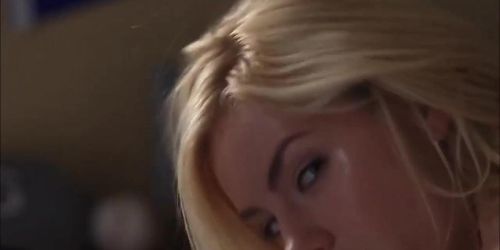 Elisha Cuthbert Sexual