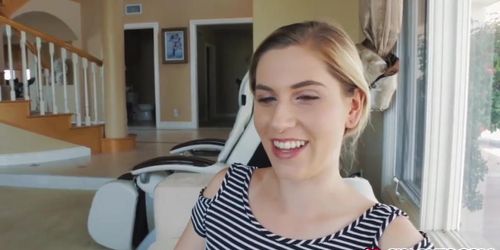 Sexy hottie chick Niki Snow fucking rough