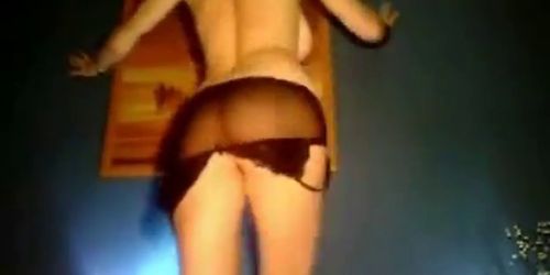 Skinny Milf Webcam Striptease.