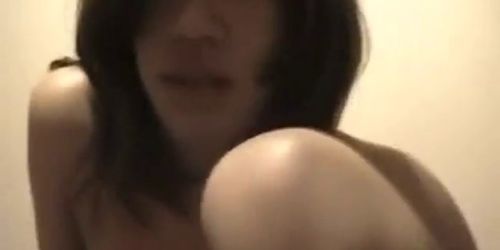 Amateur couple fucking in homemade reality sex video - video 1