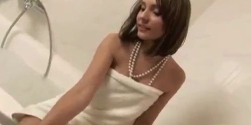 Preview Masturbation In The Bathroom