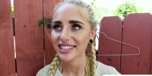 Sweet babe Naomi Woods offers tit flashing for money