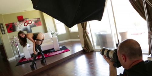 Gorgeous Allie Haze gets her tight pussy penetrated hard in the couch