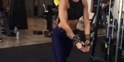 Thai FBB doing her Pecs